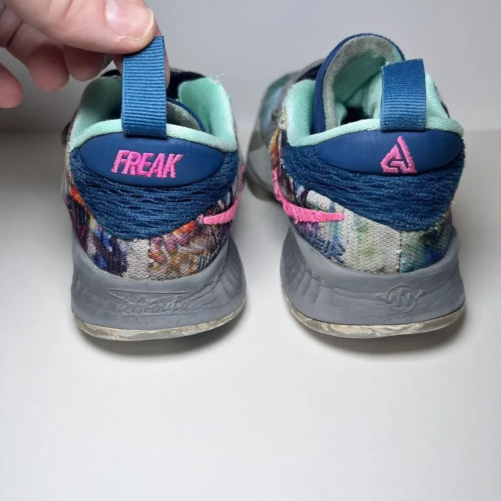 Nike Freak Basketball Shoes Giannis Boy Sneakers Size 11 - USED!‎ READ